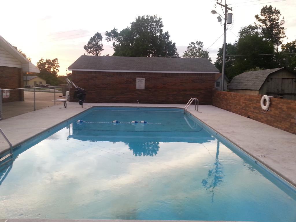 Holiday Pines Motel Jay Esterno foto
